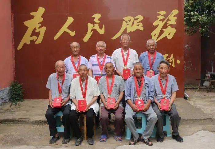 逃出上锁的现代房间6